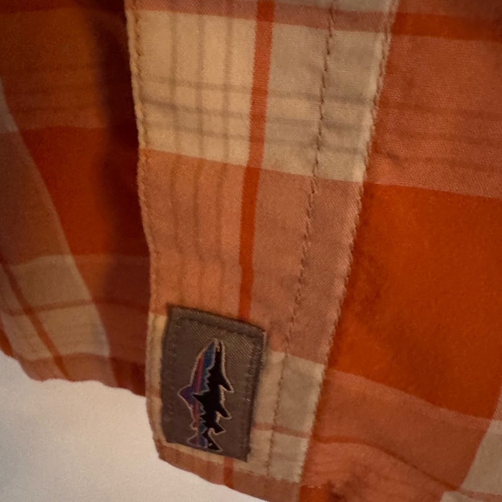 Patagonia Orange and White Plaid Short-Sleeve Button-Down Shirt - Picture 10 of 10